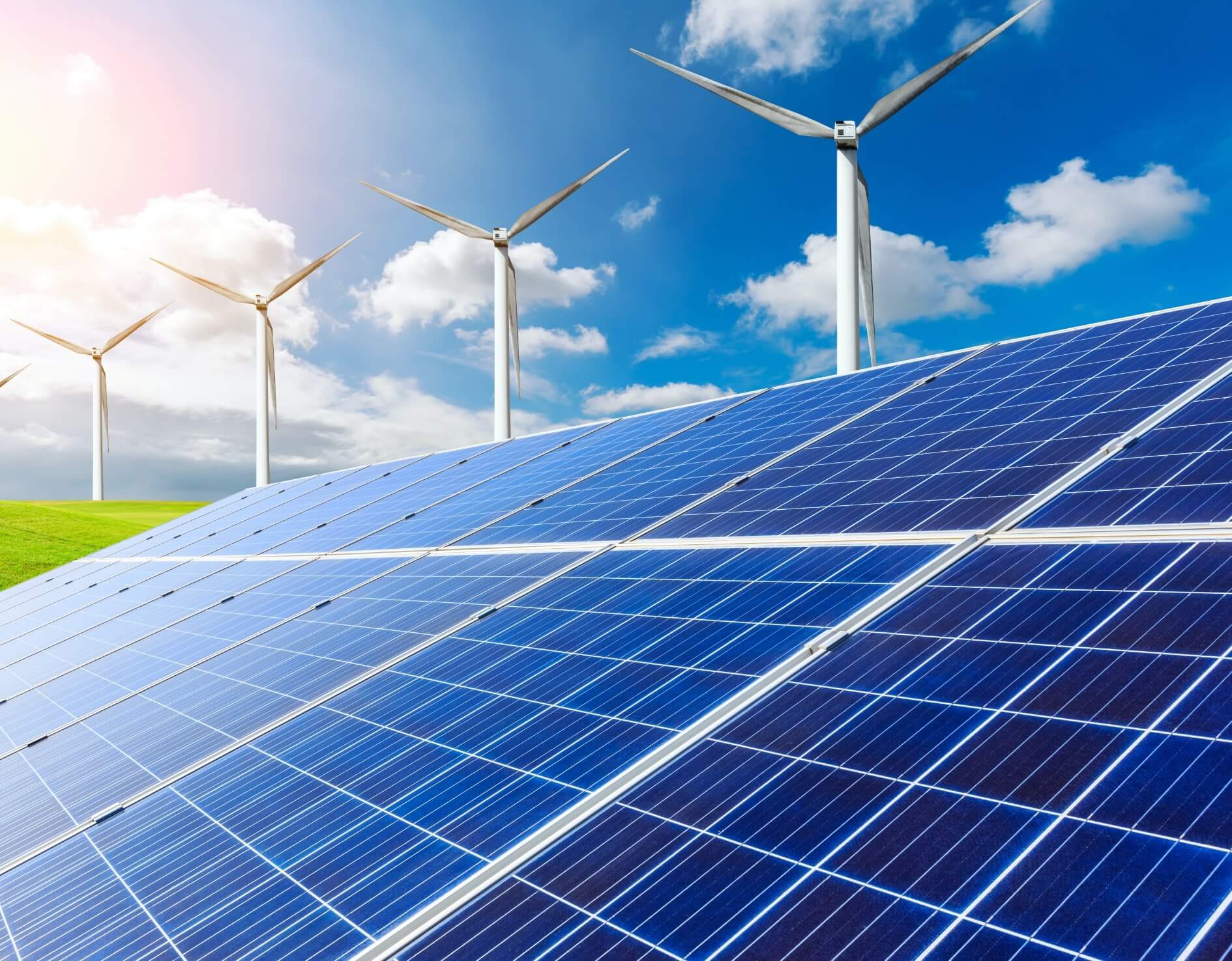 Solar and wind renewable energy systems using isolated DC-DC converters